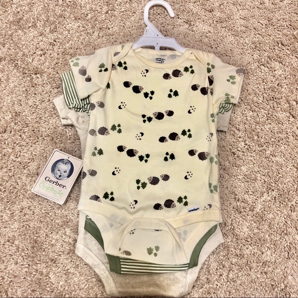 Gerber Organic Onesie Body Suit 3 pack *BRAND NEW*